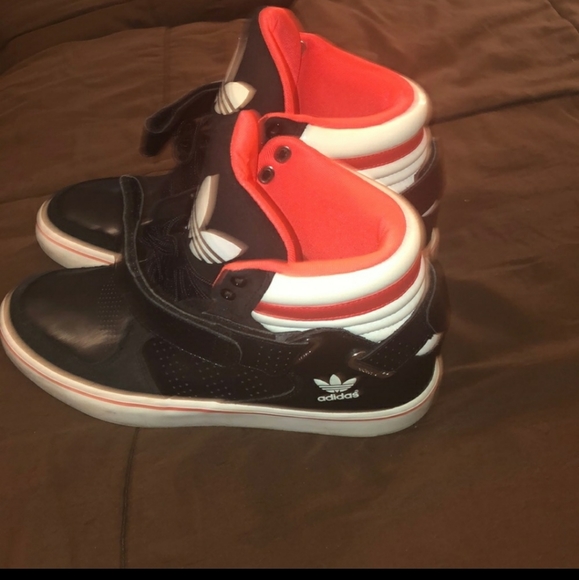 Adidas sneakers - Picture 2 of 4